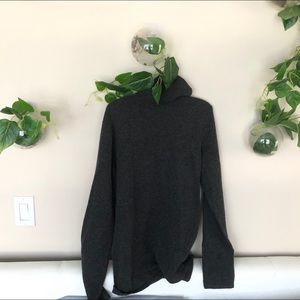 Saks 100% Cashmere Grey Sweater